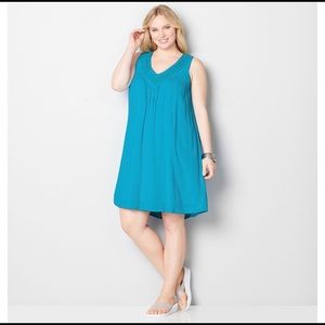 Avenue 26/28 crinkle plus size dress